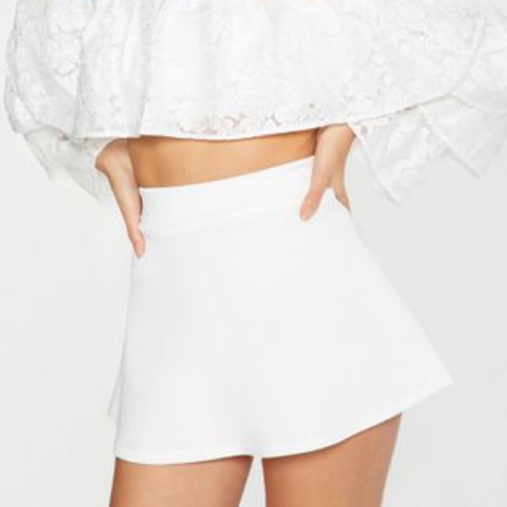 ❌SOLD❌Mini scuba skirt - Picture 2 of 5